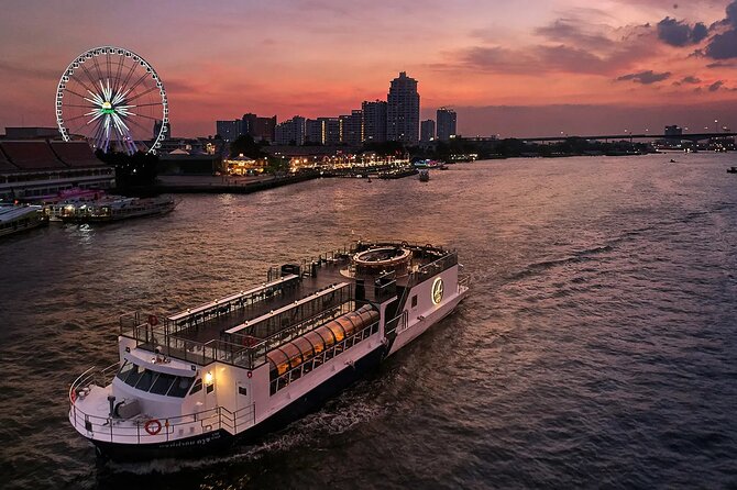 Saffron: A Luxurious Dinner Voyage on the River of Kings - A 38-metre boat where the vibe stays dinner-classy