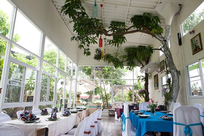Scenic Boat Ride & Private Thai Cooking Class in Bangkok with Aoy - Inside a private Thai cooking class in a home kitchen