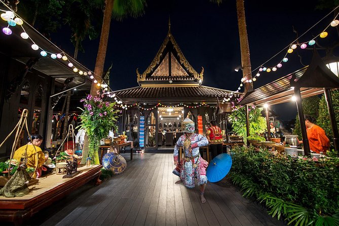Shangri-La Hotel's Salathip Thai Restaurant Experience - Price and value: what $100.11 buys you at Salathip