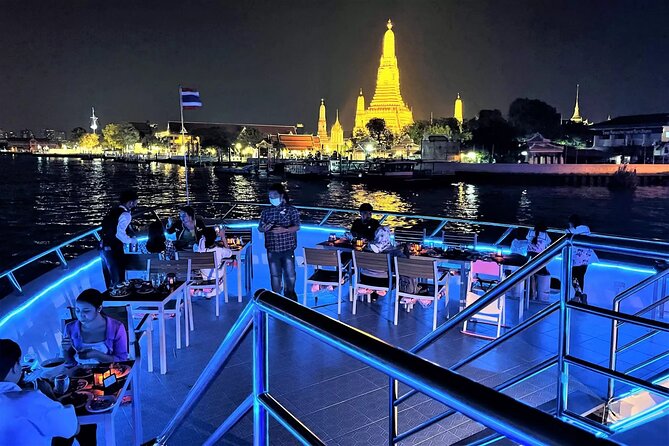 Smile Dinner Cruise Experience: Dining & Live Entertainment - Where You Board at ICONSIAM and How to Be On Time