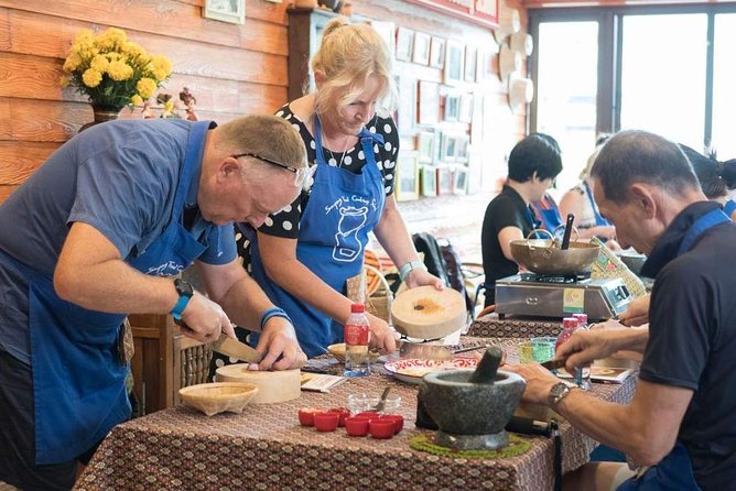 Sompong Thai Cooking School: Hands-On Culinary Experience - What You Cook, Eat, and Why the Included Meal Is Part of the Lesson