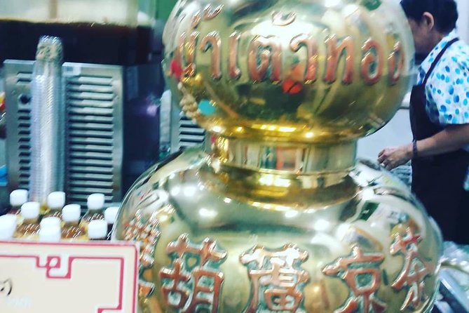 Street Food at China Town - 6:00 PM Chinatown street food, and why timing matters