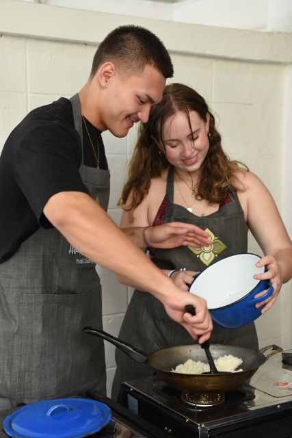 Sukhumvit: Hands-on Thai Cooking Class & Market Tour in BKK - FAQ