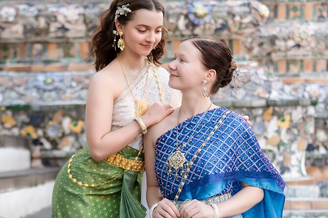 Thai Costume Photography at Wat Arun/Pho Temple: Bangkok - How the 2-hour photo session actually runs