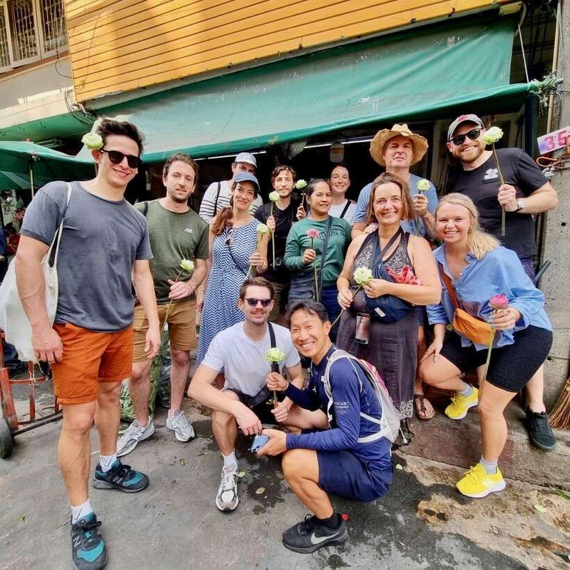 Thai culture and Bangkok local life guided bike tour - Chinatown time: market streets, food snacks, and real street rhythm