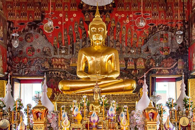 The Best Bangkok Temples - Wat Arun, Temple of Dawn: river views and the right angle