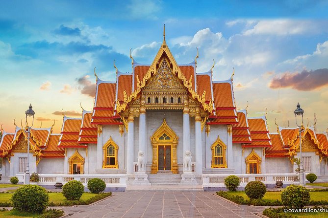 The Best of Bangkok Program Discovery: Half or Full Day Tour - Rooftops and Golden Mount: Lebua, Wat Saket, and city views