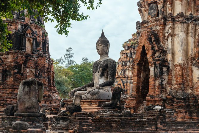 The Ultimate Ancient city of Ayutthaya Private Day Trip - Wat Mahathat and the Bodhi Tree Buddha Head