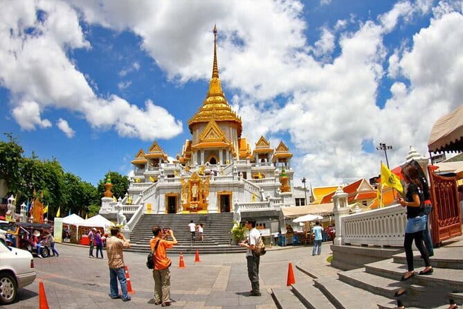 Three Temple River Cruise with Wat Pho, Wat Arun and Wat Rakhang - Wat Pho and the Reclining Buddha, with time to see more than highlights