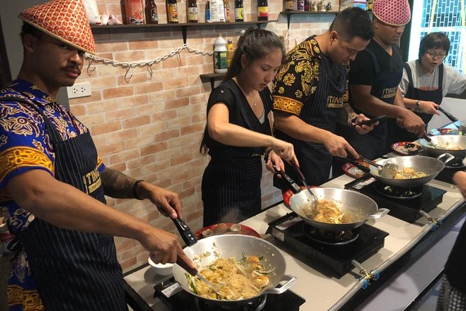 Tingly Thai Cooking School Evening Class - Ingredients, markets, and what the class teaches beyond the stove
