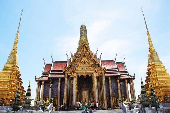 Top Highlight Bangkok Sights. Walking tour with Fun Local Guide! - Route flow: Tang Hua Pug to Wat Saket, with the walk doing the work