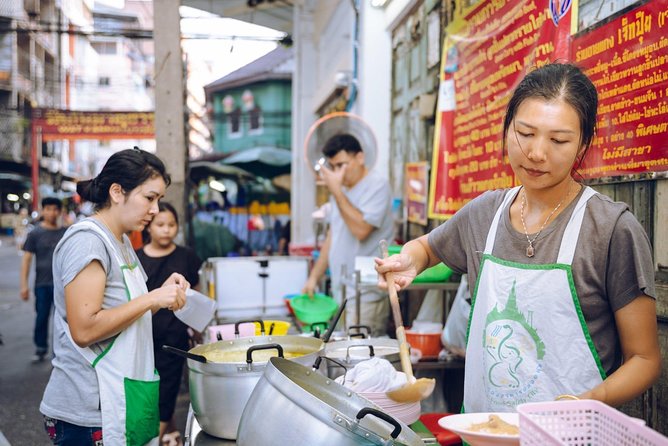 Top Highlight Bangkok Sights. Walking tour with Fun Local Guide! - Optional Grand Palace: when it fits, and when it crowds your day