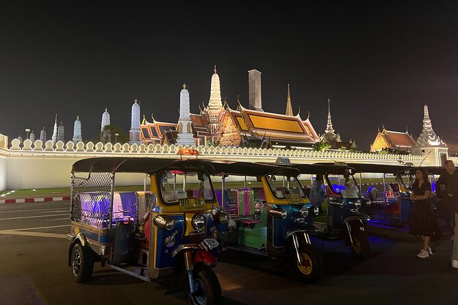 Tuk-tuk Private Tour in Bangkok by Night with Chinatown meal - Grand Palace outside shots, plus a quick reality check