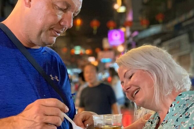 Tuk-tuk tour Bangkok by Night with Chinatown meal and hotel transfers - Pak Khlong Flower Talat: a 24-hour night market stop