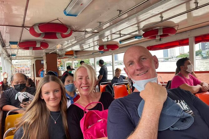 Tuk-tuk tour Bangkok by Night with Chinatown meal and hotel transfers - Sao Chingcha (Giant Swing): a quick iconic photo landmark
