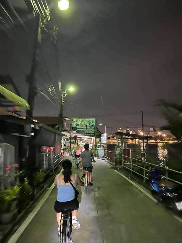 Twilight Firefly Bangkok Bicycle Tour - Bikes, helmets, and the small-group feel