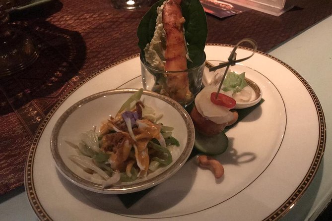 Vertigo Meal at Banyan Tree: Ultimate Rooftop Dining Experience - Getting Oriented at Banyan Tree, Rooftop Level Views