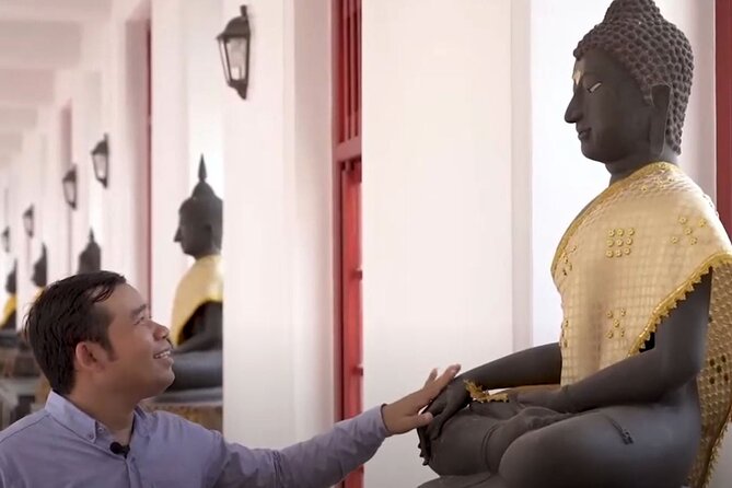 Visit temples in and around Bangkok with a former monk of 10 years - Duration, pacing, and the morning start window