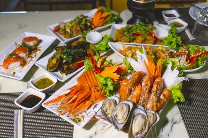 VIVA Alangka River Cruise: Dining & Cabaret Delight - Getting Onboard Meridian Alangka: Timing and First Impressions