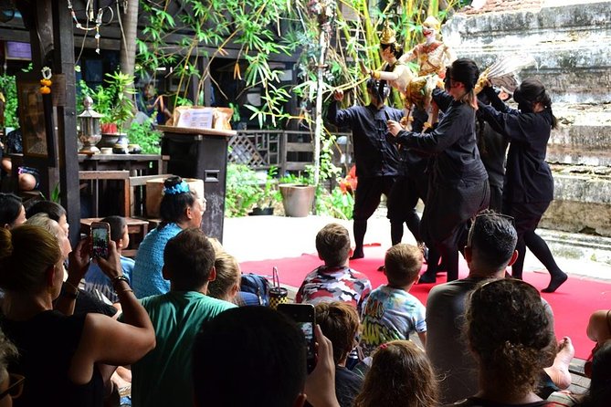 Wat Paknam Walking Tour - A second temple stop: Wat Kamphaeng Bangchak for variety