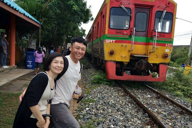 Wheelchair & Luxury Tour to Floating & Railway Markets - Price and value for this 8-hour market day