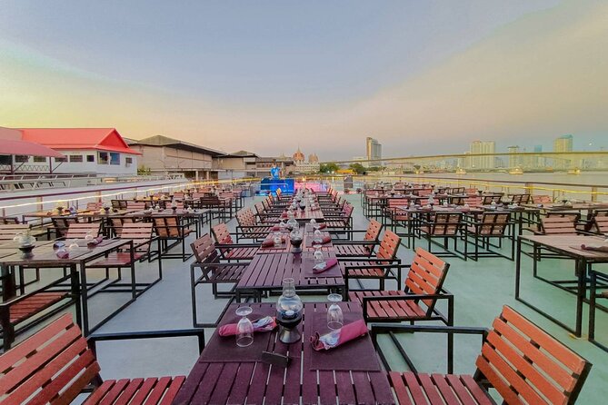 White Orchid Sunset Dinner Cruise Calypso Ladyboy Cabaret Show - Dinner buffet on the boat: what to expect and how to not get stuck